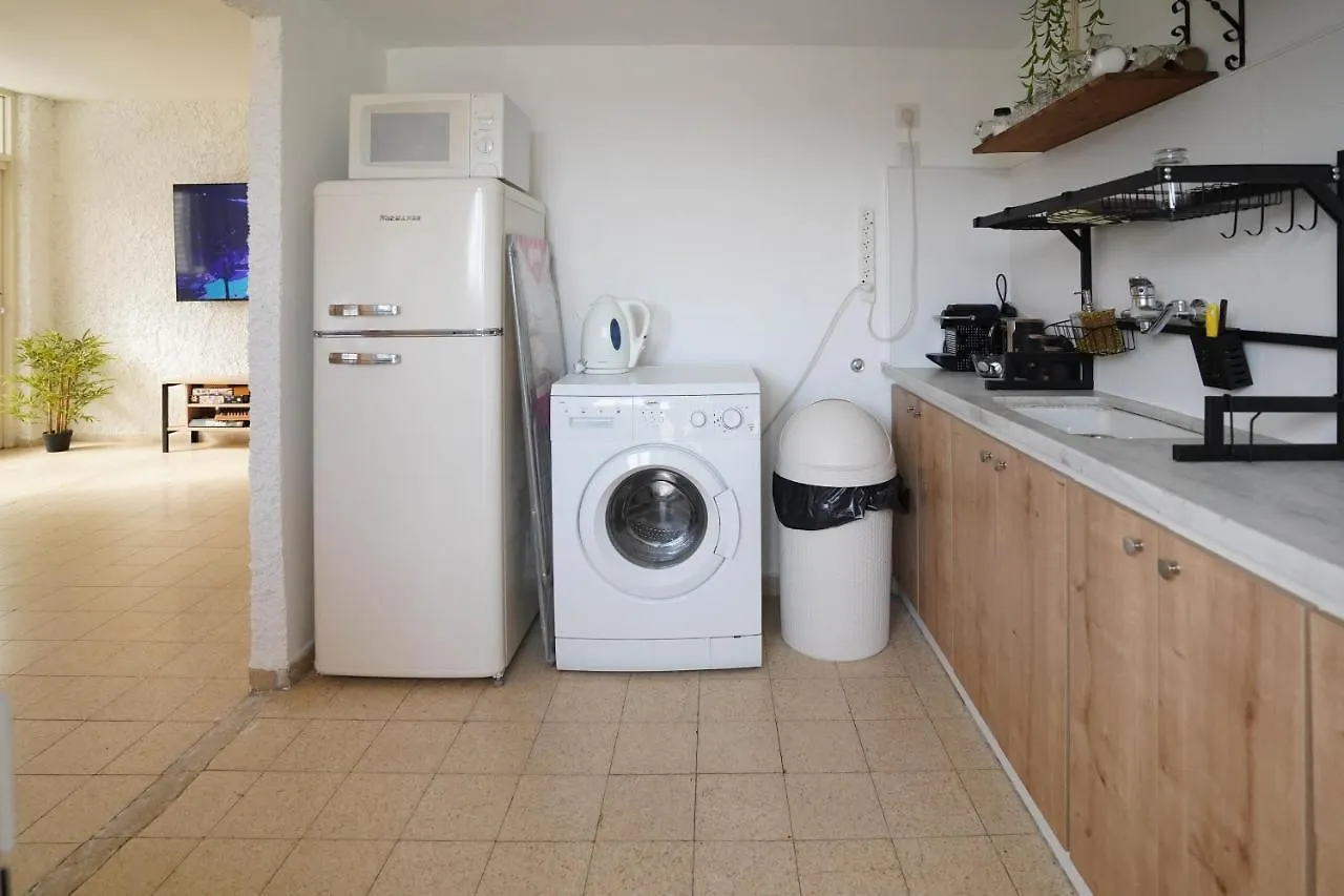 דירות אילת דירה יפה ומרווחת במרכז העיר ישראל