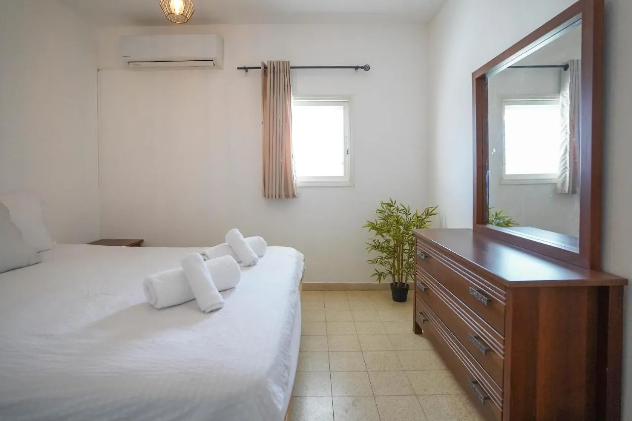 דירה יפה ומרווחת במרכז העיר Lägenhet Eilat